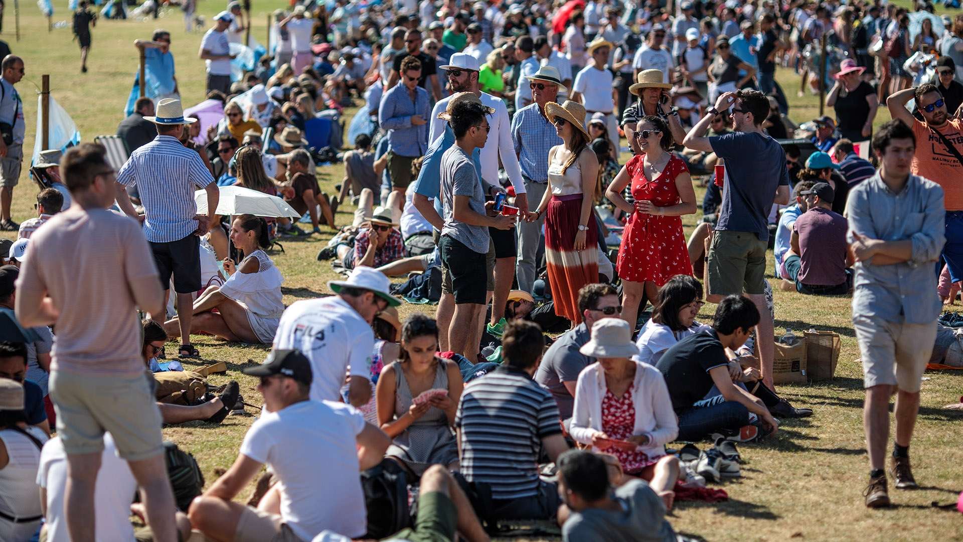 功問鼎英超 功問鼎英超